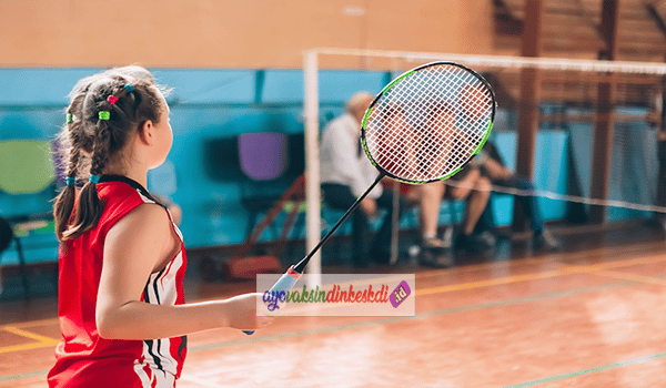Teknik Dasar Bulu Tangkis (Badminton) yang Wajib Di Pelajari