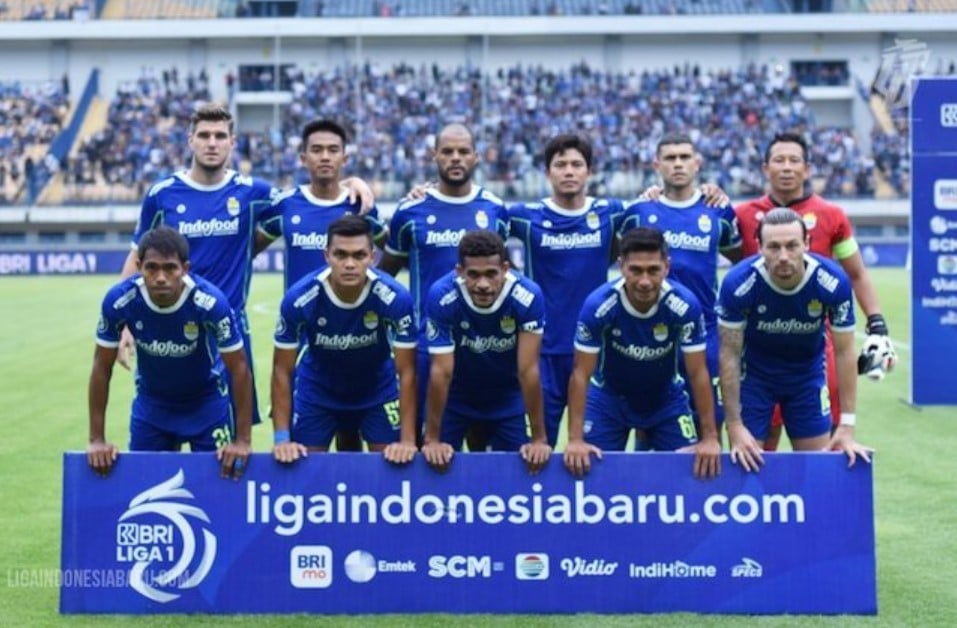 Performa-dan-Head-to-Head-Persib-Bandung-vs-PSS Sleman