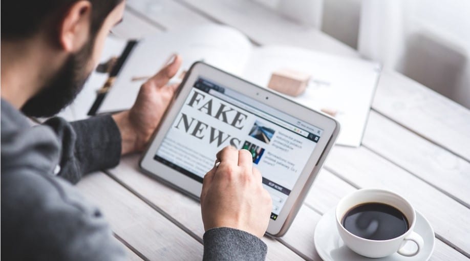 Tips Terhindar Berita Hoaks atau Bohong Dari Media Sosial